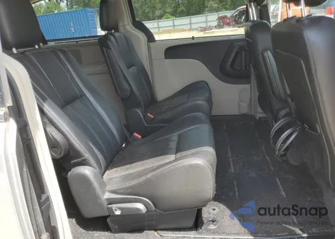 2014 Chrysler Town & Country Touring L z USA, uszkodzony, nr VIN 2C4RC1CG1ER413040